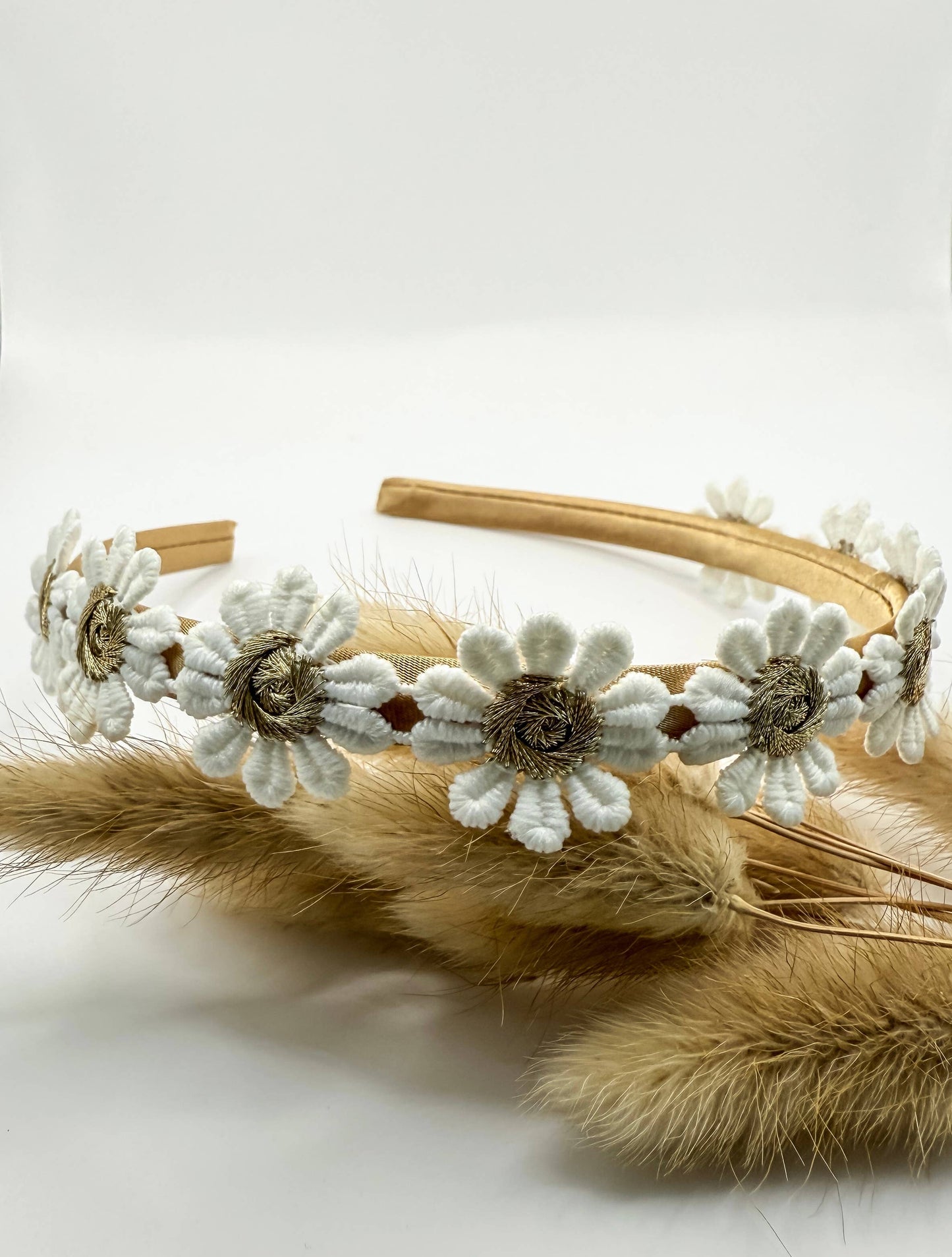 Diadeem gouden bloem