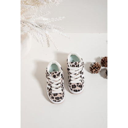 Trendy Sneakers in opvallende luipaardprint.